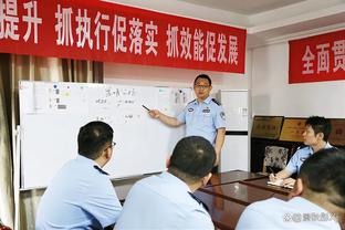 记者：上场时间不足塞巴略斯考虑未来，皇马一队只居勒尔机会更少